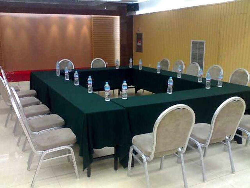 Jinan Hairun International Business Hotel Esterno foto
