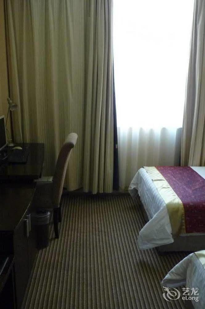 Jinan Hairun International Business Hotel Esterno foto