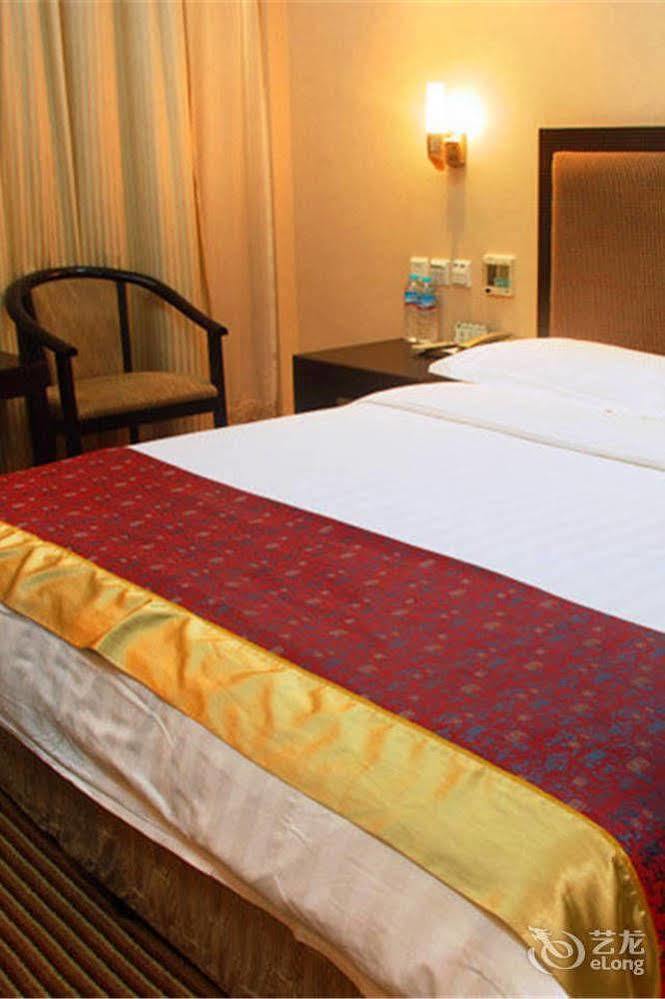 Jinan Hairun International Business Hotel Esterno foto